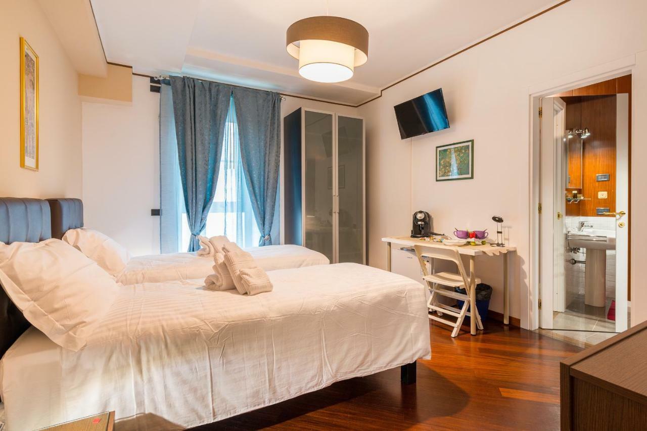 Bed and Breakfast A Casa Di Sara Ermy à Bari Extérieur photo
